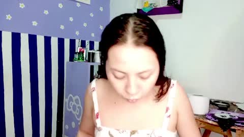 danna online show from June 17, 6:07 am