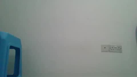 petitesweetchiq online show from November 3, 8:10 pm