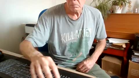 petitwilly online show from July 15, 8:30 am