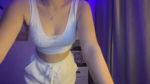 Katie online show from October 21, 3:48 pm