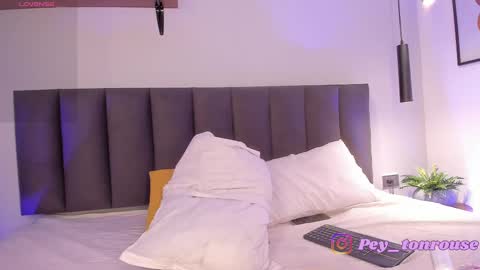 Peyton Rosse online show from October 8, 8:15 pm
