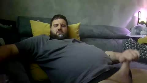 pglusic online show from March 31, 9:32 am