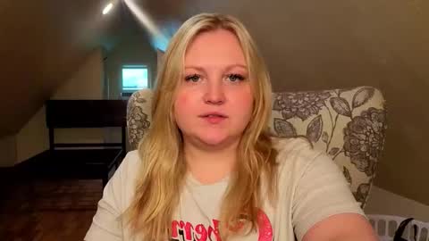 PhatAssBlond online show from May 16, 8:51 pm