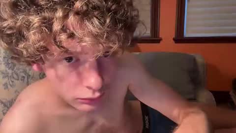 Pitaylol online show from October 29, 9:37 pm