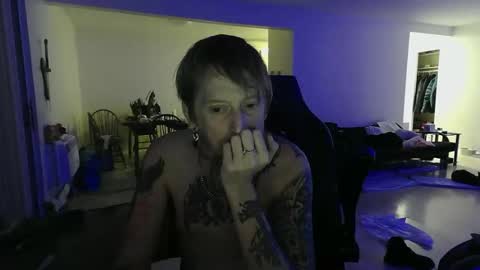 phrostdd online show from October 25, 2:34 am