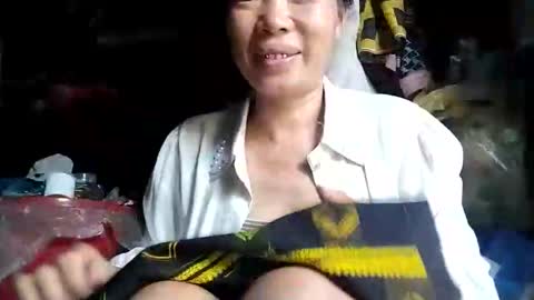 phuong_vietnam online show from April 6, 8:26 am