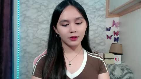 Ms Pia online show from June 10, 4:28 pm