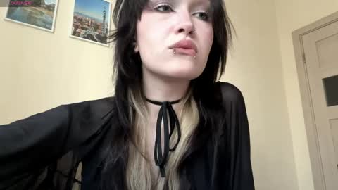 Kasey online show from June 3, 4:56 pm
