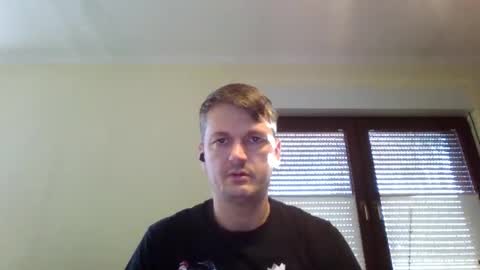 piercingsxxx online show from December 17, 9:16 am