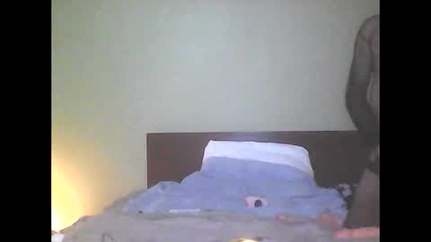 pigbear4trans online show from January 14, 7:17 am