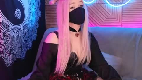 Sonya online show from July 24, 8:50 pm