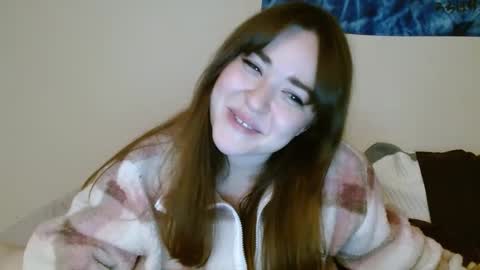 Snapshot of pillogoddess chatting on January 7, 11:05 am PilloGoddess online show from January 7, 11:05 am