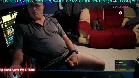 Snapshot of pilot_dave_69 chatting on September 19, 4:05 am Dave online show from September 19, 4:05 am