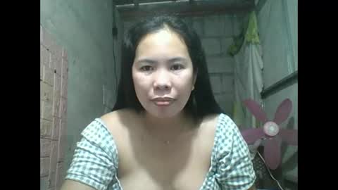 pinaychubbymomm online show from February 2, 3:04 am