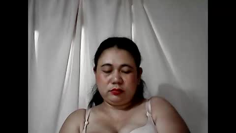 pinaymama12345 online show from February 6, 11:51 pm