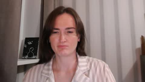 Snapshot of pineapple__mood chatting on September 20, 5:38 pm online show from September 20, 5:38 pm