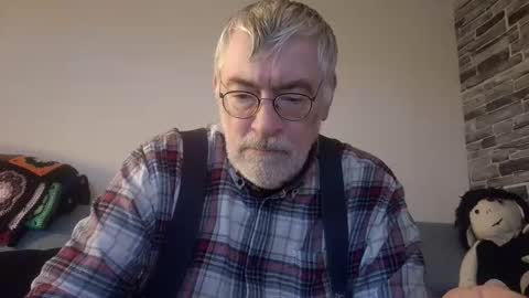 Michael online show from December 14, 2:23 pm