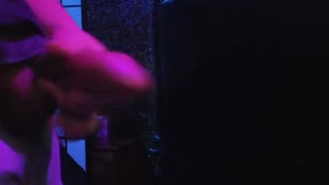 Snapshot of pink_hazel chatting on March 3, 1:21 am pink_hazel online show from March 3, 1:21 am