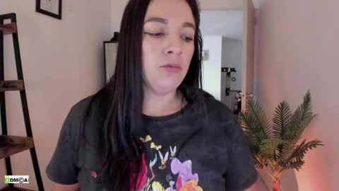 Eli online show from April 22, 1:18 pm