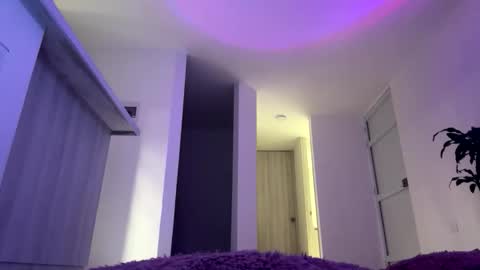 KELLY  online show from January 17, 12:20 am