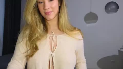   online show from November 7, 3:20 am