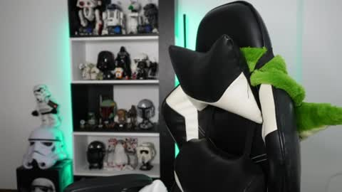 Emily online show from July 19, 7:38 pm