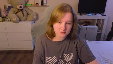 pinkiep1e online show from April 2, 1:57 am