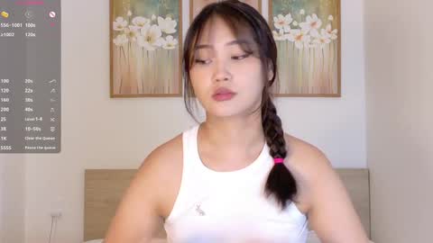 Polly online show from April 4, 9:38 am