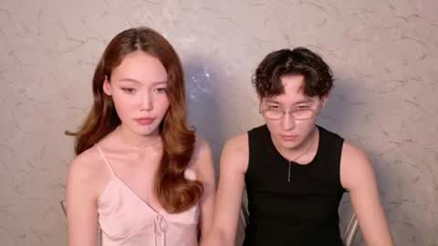 Li long hair and Ru short hair online show from July 23, 3:53 pm