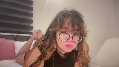 Rose online show from June 8, 11:49 pm