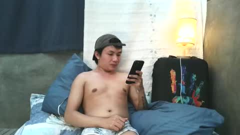 alex online show from October 3, 2:53 am