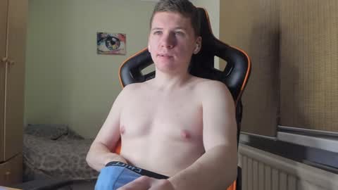 Pierre online show from December 5, 4:59 am