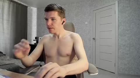 Pierre online show from April 11, 7:02 am