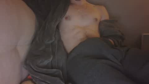 pittyputtyu online show from April 27, 9:01 pm