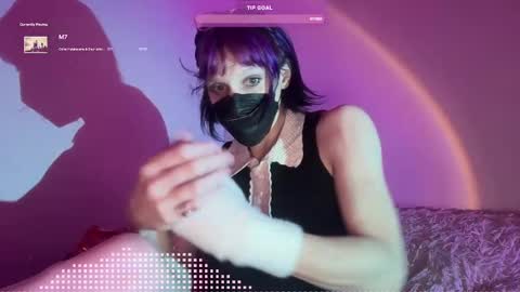 pixie_praxis online show from December 8, 8:09 am