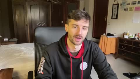 Snapshot of placebo14 chatting on December 19, 11:39 am placebo14 online show from December 19, 11:39 am