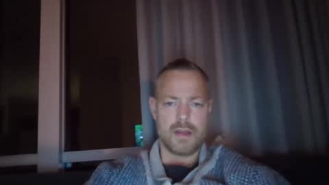 platugle online show from November 15, 10:33 pm