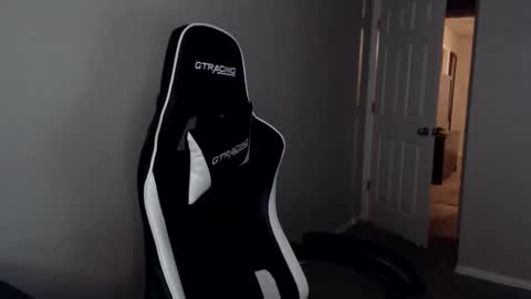 Player online show from December 3, 6:03 am