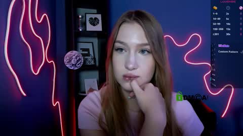 Sophie online show from September 30, 5:45 pm