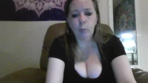 Snapshot of playfulmaryjane2017 chatting on March 8, 8:44 am playfulmaryjane2017 online show from March 8, 8:44 am