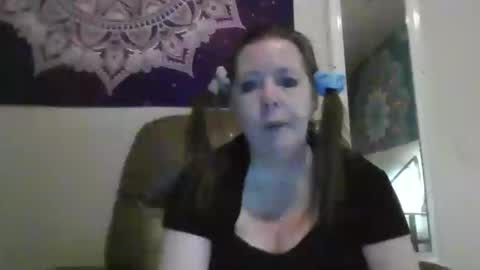 Snapshot of playfulmaryjane2017 chatting on March 8, 1:39 am playfulmaryjane2017 online show from March 8, 1:39 am