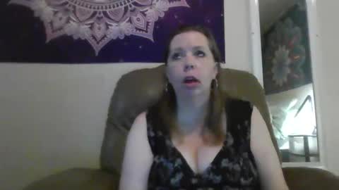Snapshot of playfulmaryjane2017 chatting on March 1, 6:54 pm playfulmaryjane2017 online show from March 1, 6:54 pm