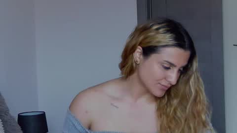 PlayfulNicole online show from April 16, 10:15 am