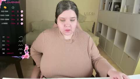 Alice online show from September 27, 7:33 pm