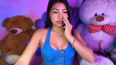 Nicole online show from June 7, 12:21 pm