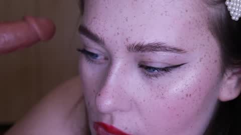 Lisa online show from December 7, 2:03 am