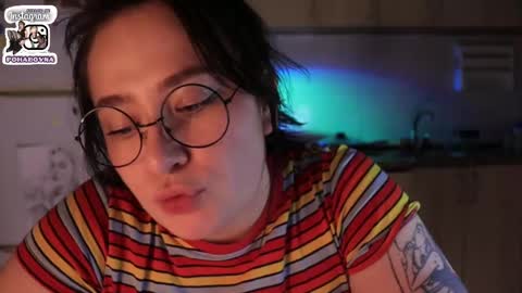 Lisa online show from February 17, 1:47 am