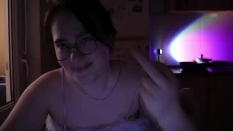 Lisa online show from February 28, 7:58 am