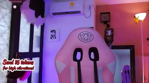 poison_liv online show from February 27, 1:15 pm