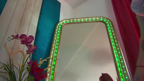poison_milf_ online show from June 10, 4:01 am